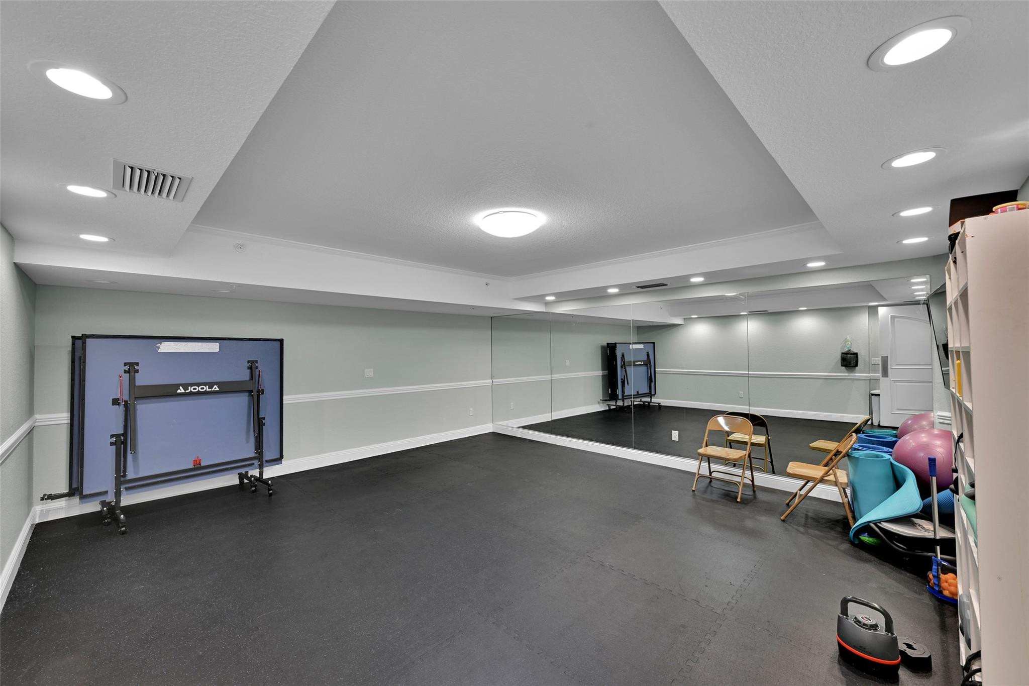 2880 NE 14th St #710 Pompano Beach, FL 33062