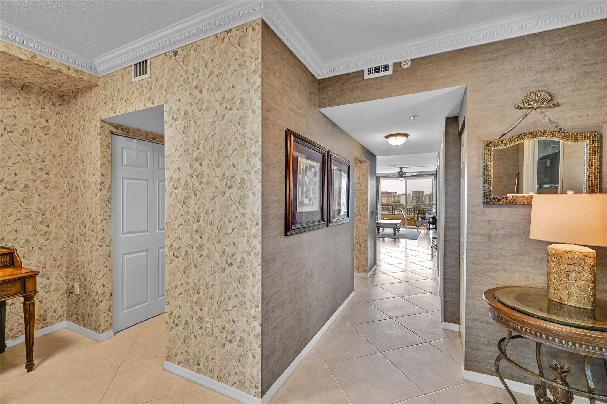 2880 NE 14th St #710 Pompano Beach, FL 33062