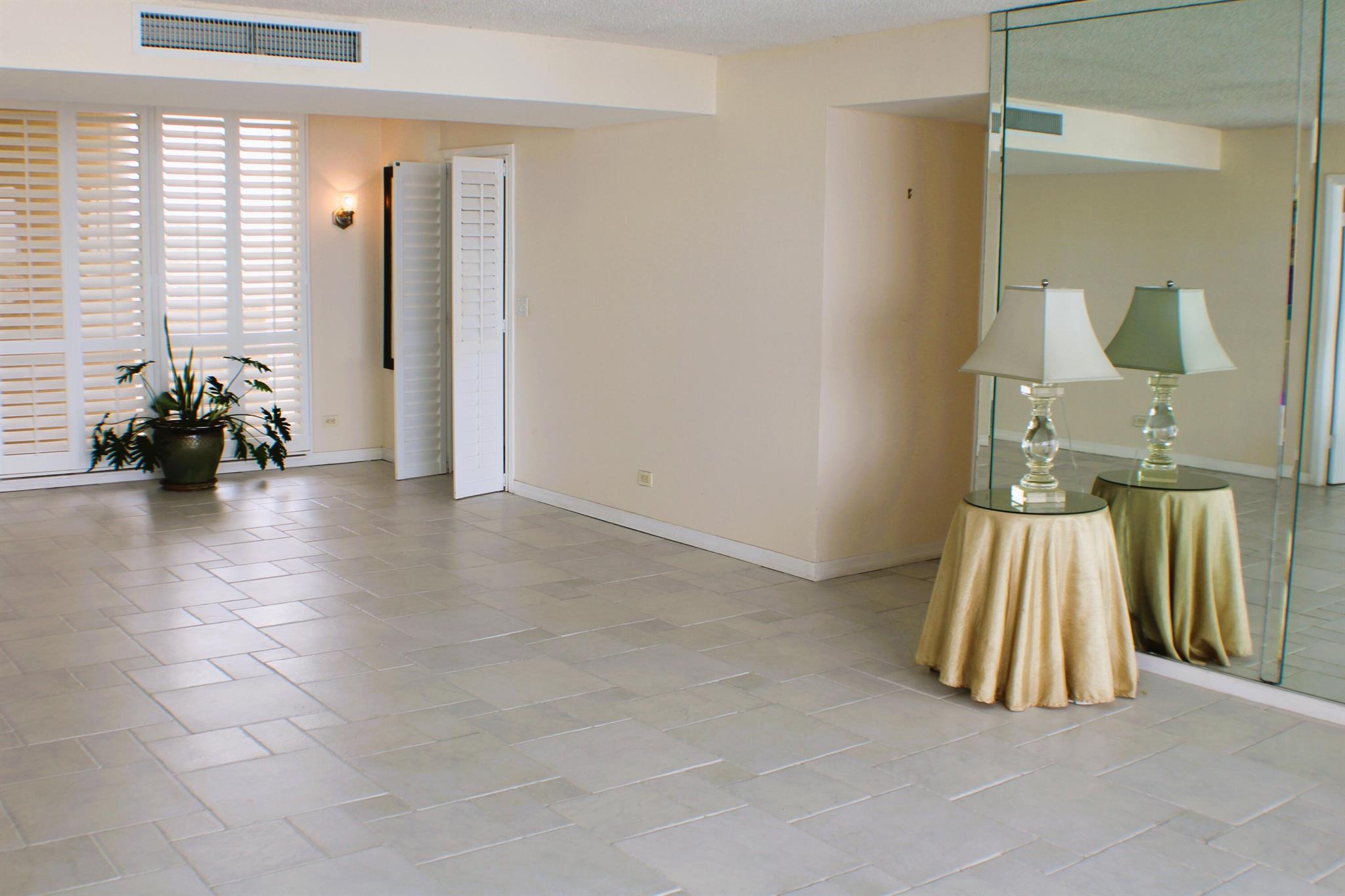 132 Lakeshore Dr #718,North Palm Beach, FL 33408