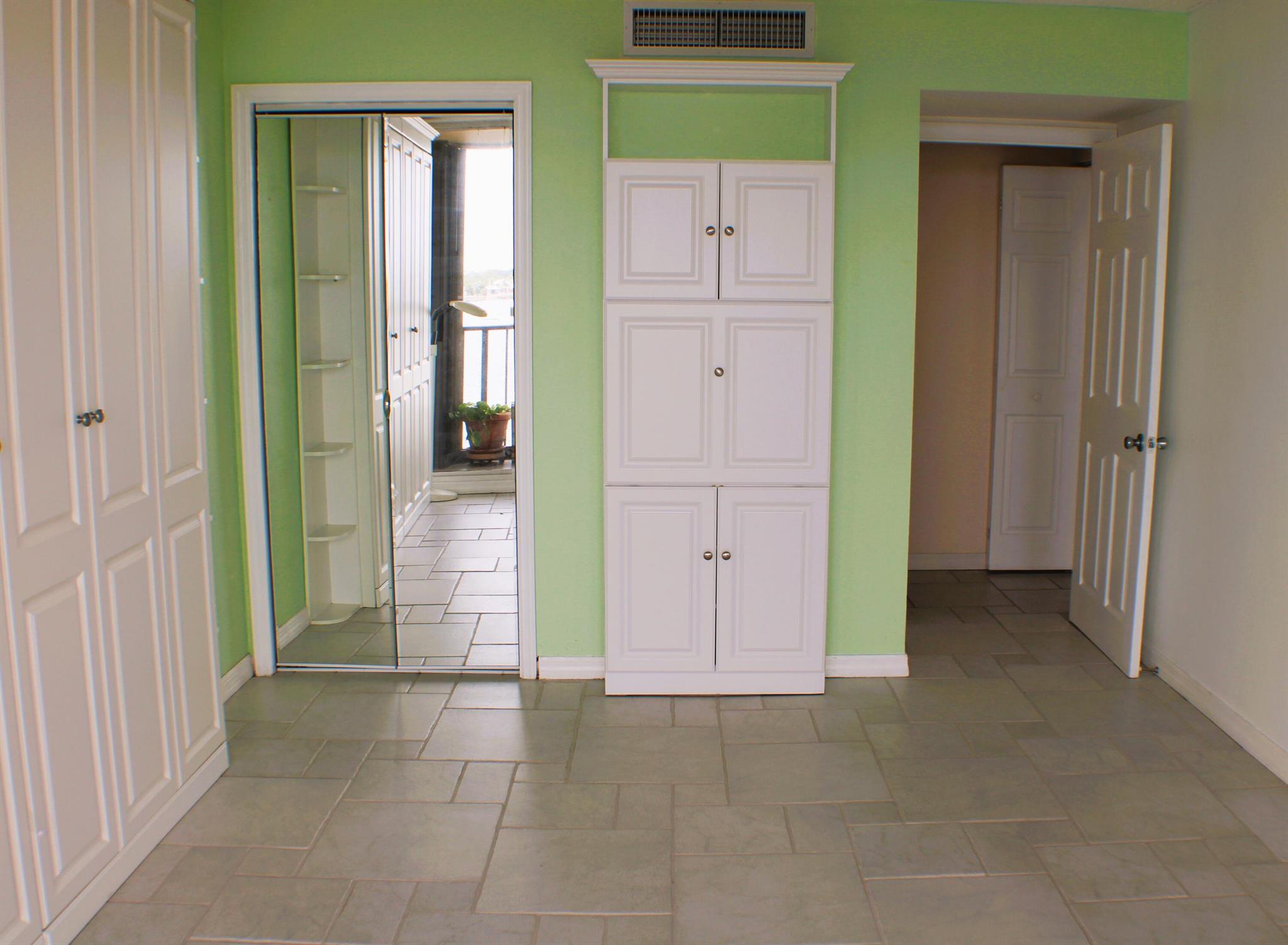 132 Lakeshore Dr #718,North Palm Beach, FL 33408