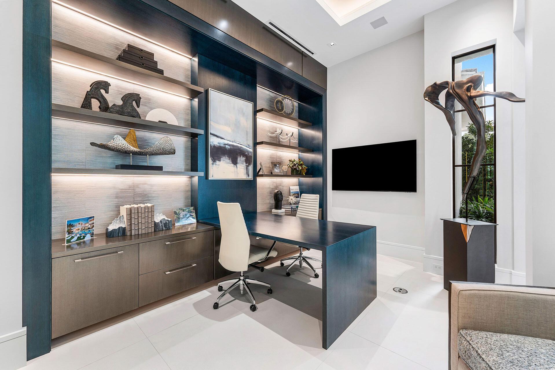 471 Royal Palm Way Boca Raton, FL 33432