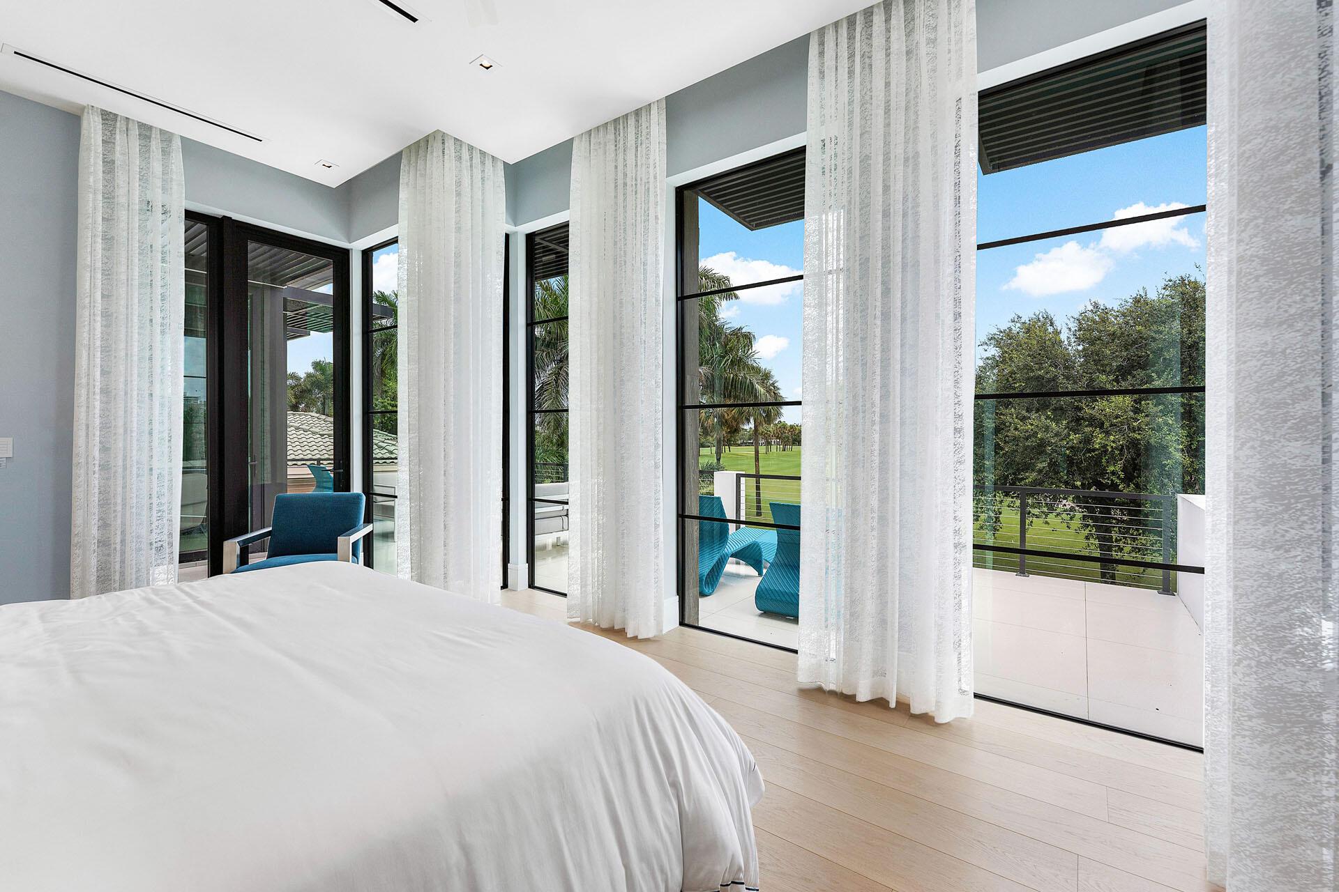 471 Royal Palm Way Boca Raton, FL 33432