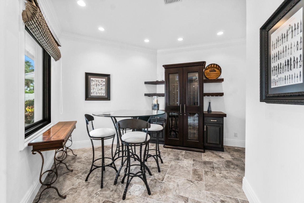 1904 SE Sailfish Pt Blvd Stuart, FL 34996 1904 SE Sailfish Pt Blvd Stuart, FL 34996