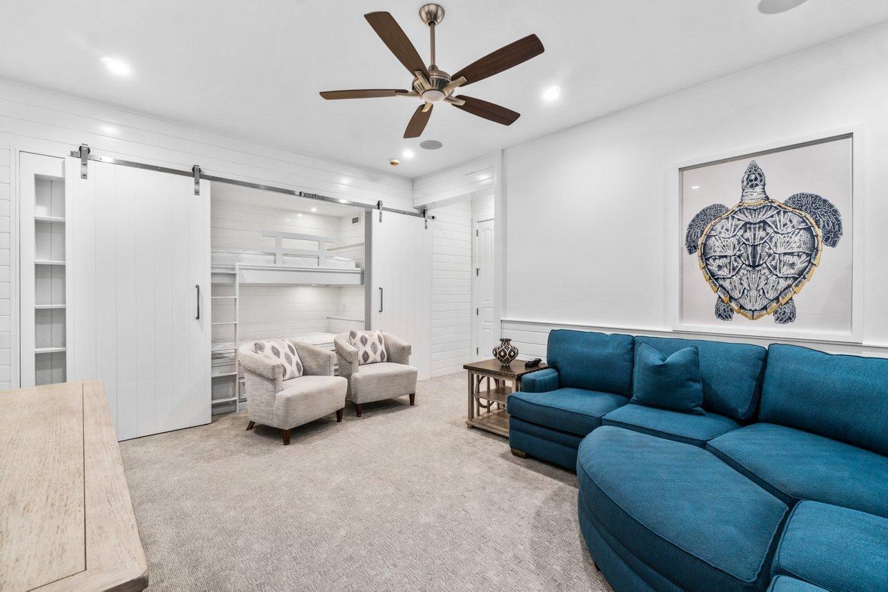1904 SE Sailfish Pt Blvd Stuart, FL 34996 1904 SE Sailfish Pt Blvd Stuart, FL 34996