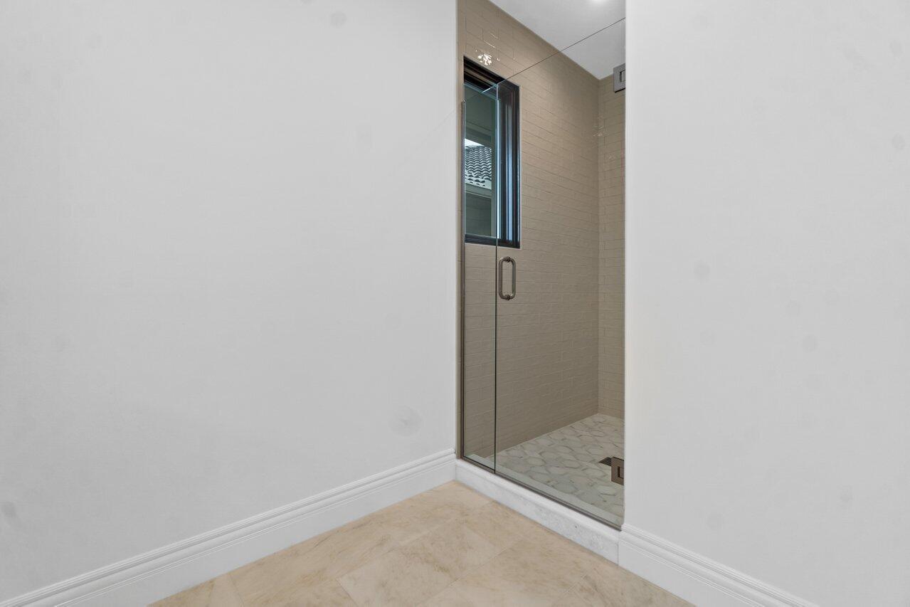 1904 SE Sailfish Pt Blvd Stuart, FL 34996 1904 SE Sailfish Pt Blvd Stuart, FL 34996