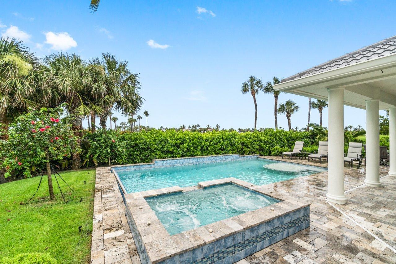 1904 SE Sailfish Pt Blvd Stuart, FL 34996 1904 SE Sailfish Pt Blvd Stuart, FL 34996