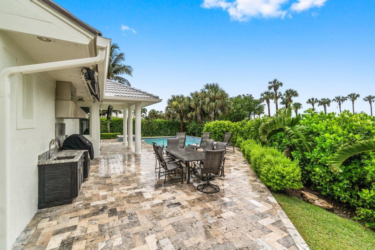1904 SE Sailfish Pt Blvd Stuart, FL 34996 1904 SE Sailfish Pt Blvd Stuart, FL 34996