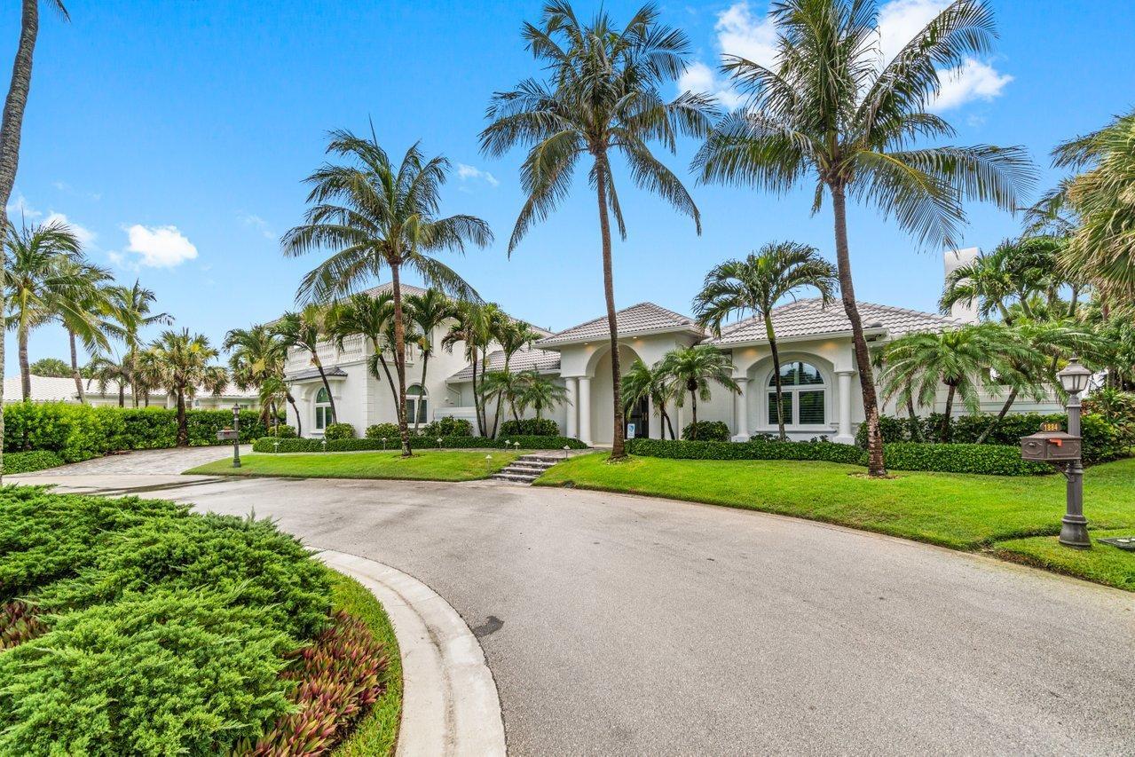 1904 SE Sailfish Pt Blvd Stuart, FL 34996 1904 SE Sailfish Pt Blvd Stuart, FL 34996