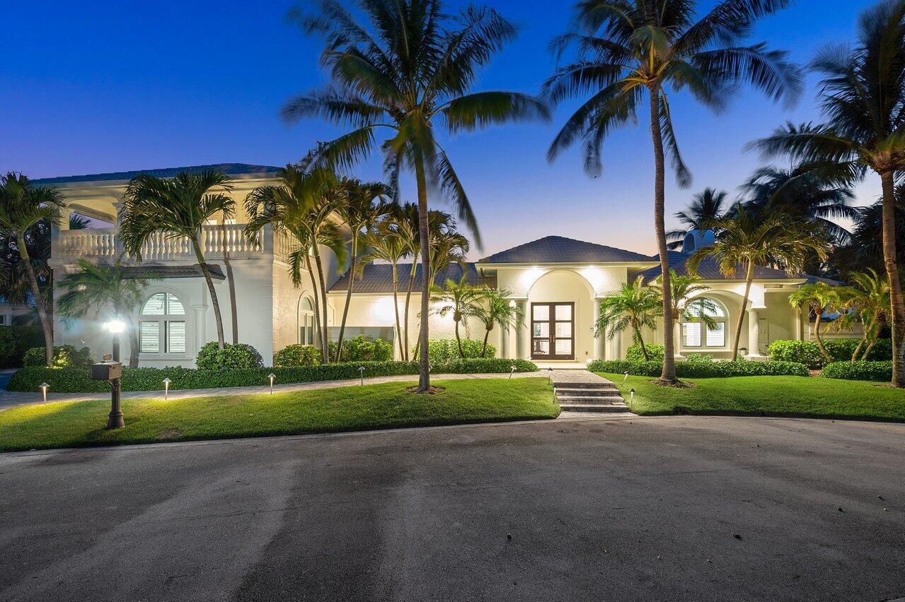 1904 SE Sailfish Pt Blvd Stuart, FL 34996 1904 SE Sailfish Pt Blvd Stuart, FL 34996