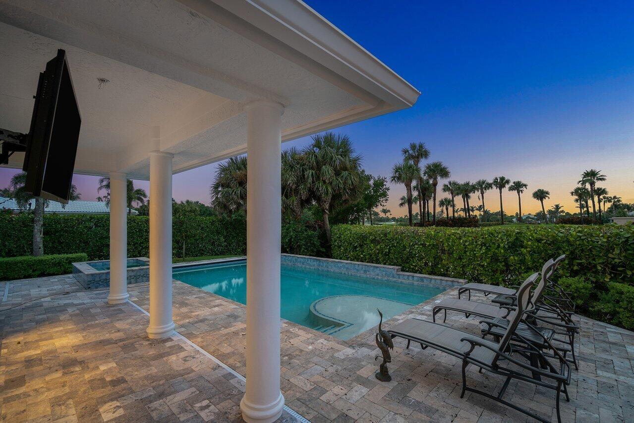 1904 SE Sailfish Pt Blvd Stuart, FL 34996 1904 SE Sailfish Pt Blvd Stuart, FL 34996