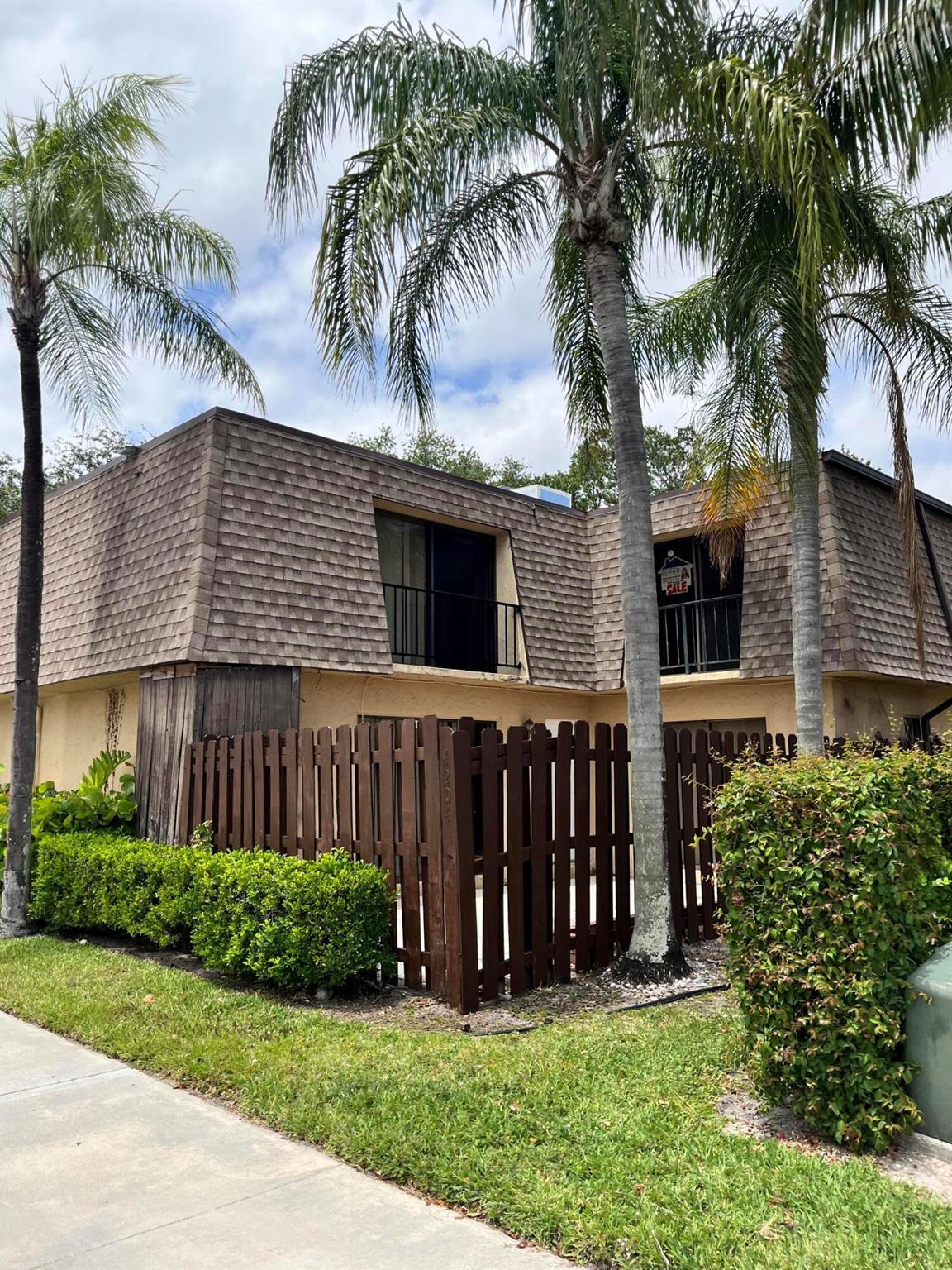 4204 Waterview Cir