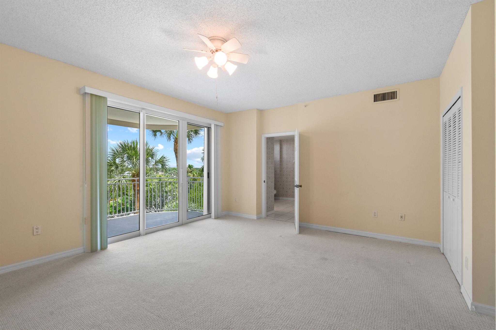 1660 S Highway A1a 222th Jupiter, FL 33477