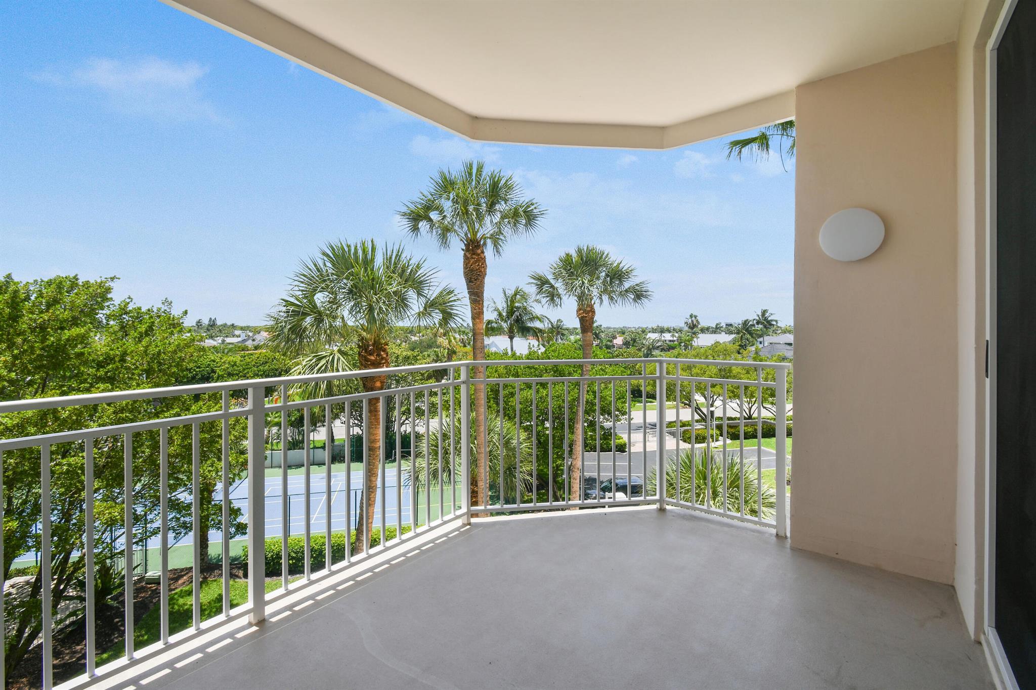 1660 S Highway A1a 222th Jupiter, FL 33477