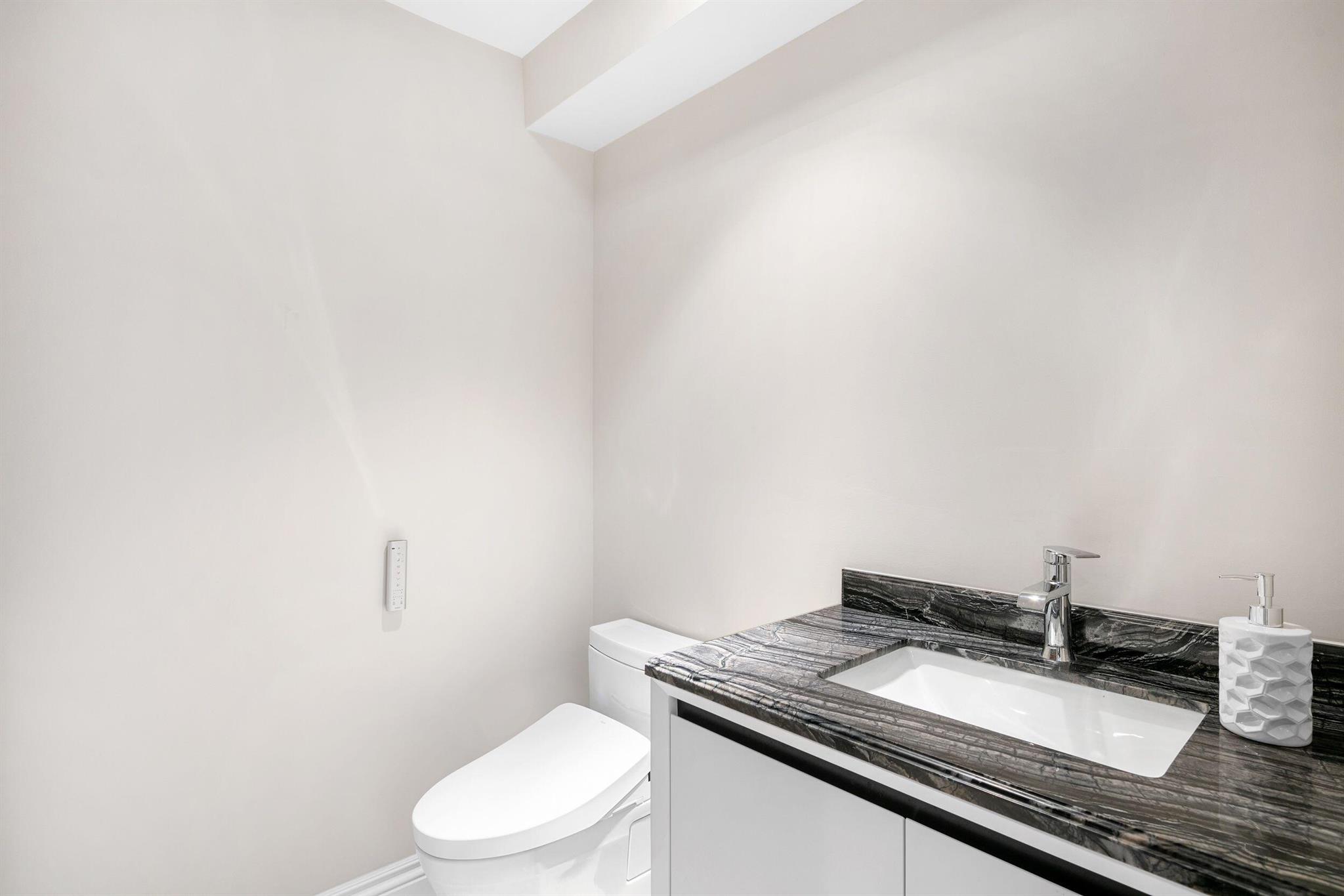 555 S Ocean Blvd #4 Boca Raton, FL 33432