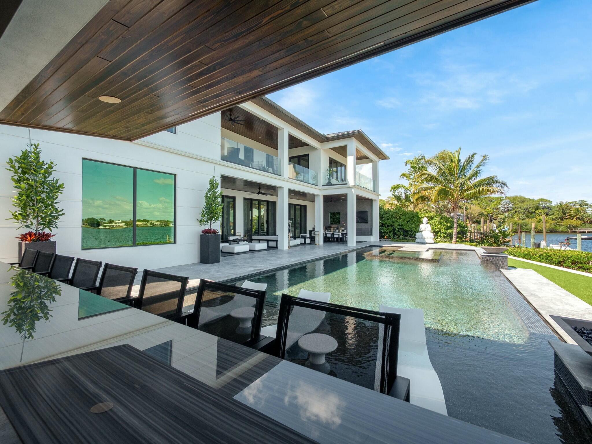 9 Bamboo Ln Jupiter, FL 33458