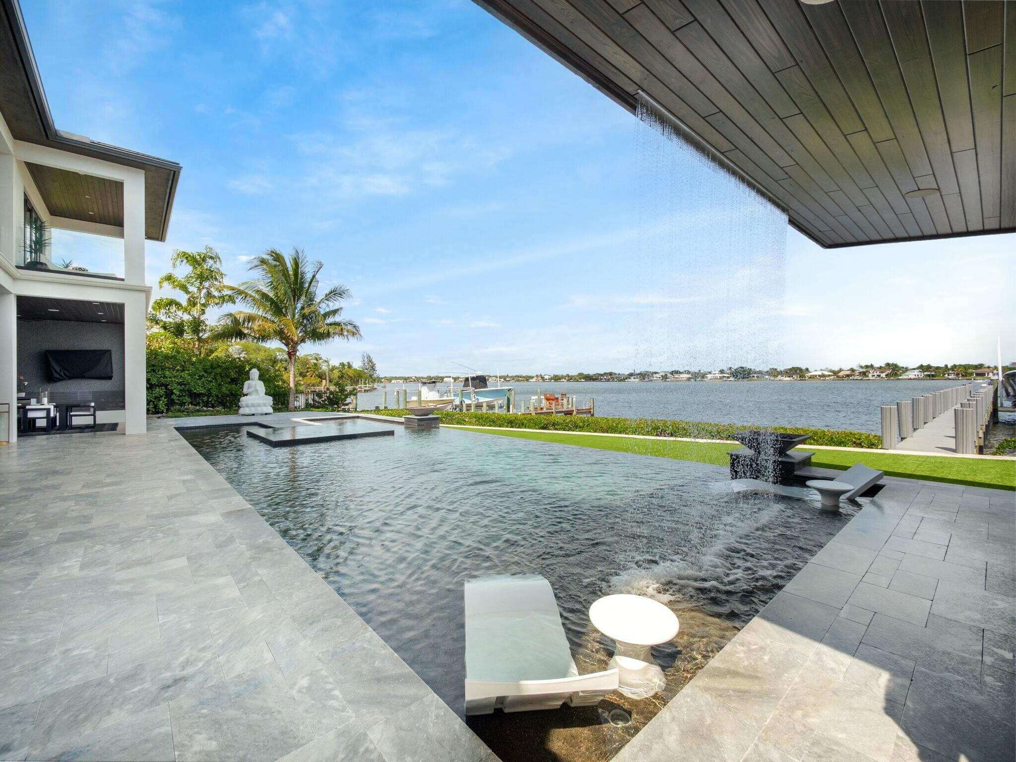 9 Bamboo Ln Jupiter, FL 33458