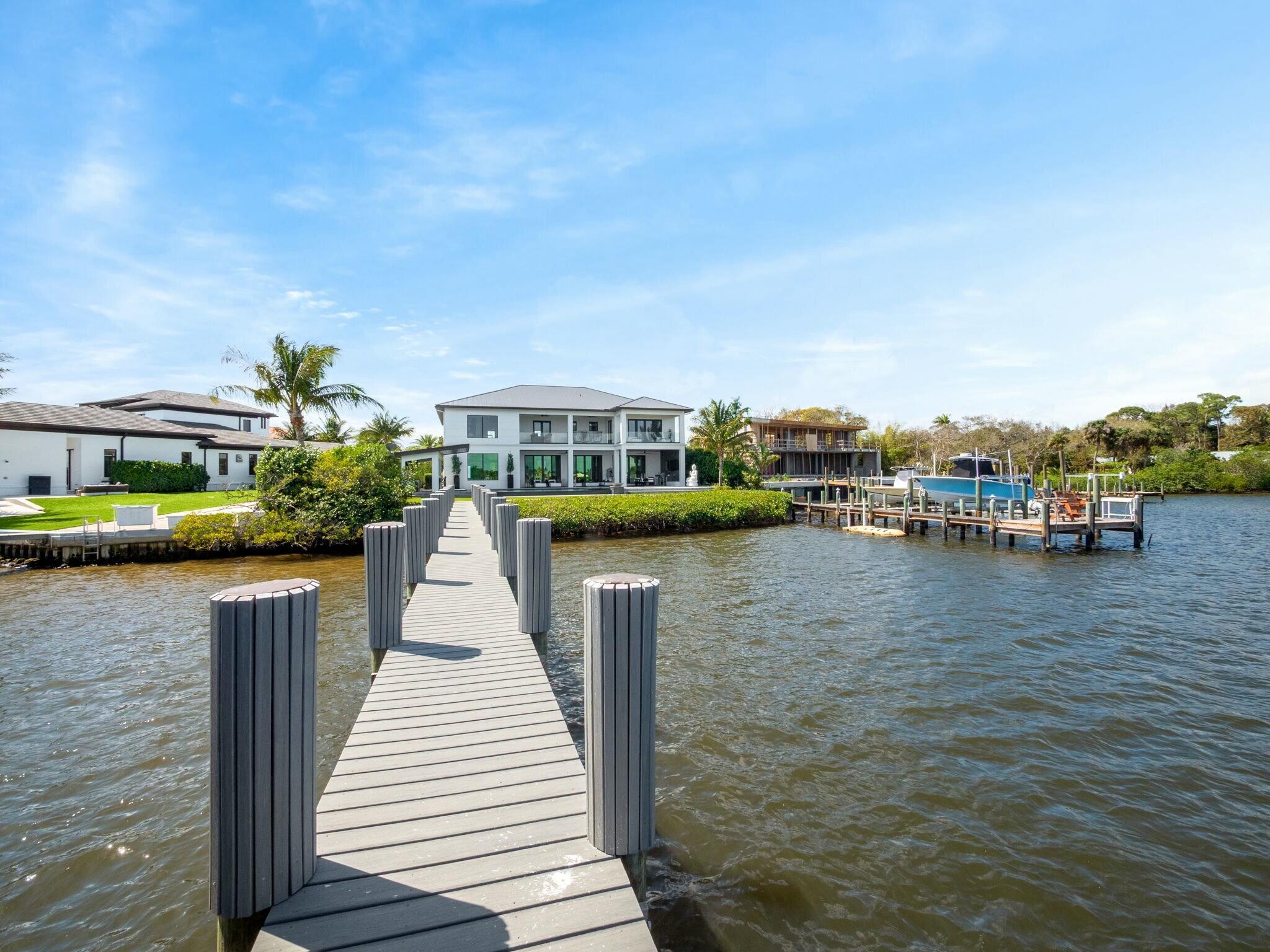 9 Bamboo Ln Jupiter, FL 33458