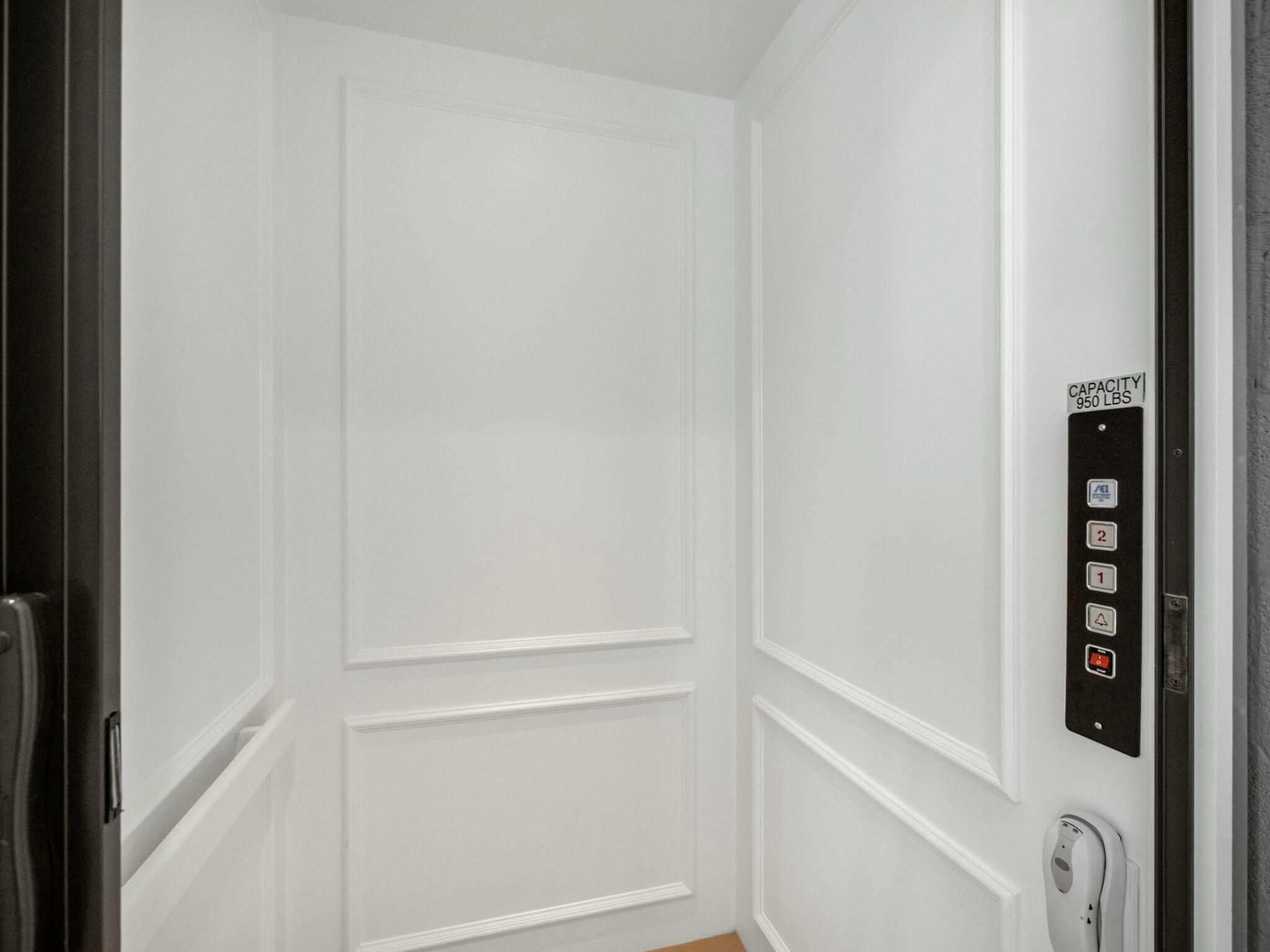 9 Bamboo Ln Jupiter, FL 33458