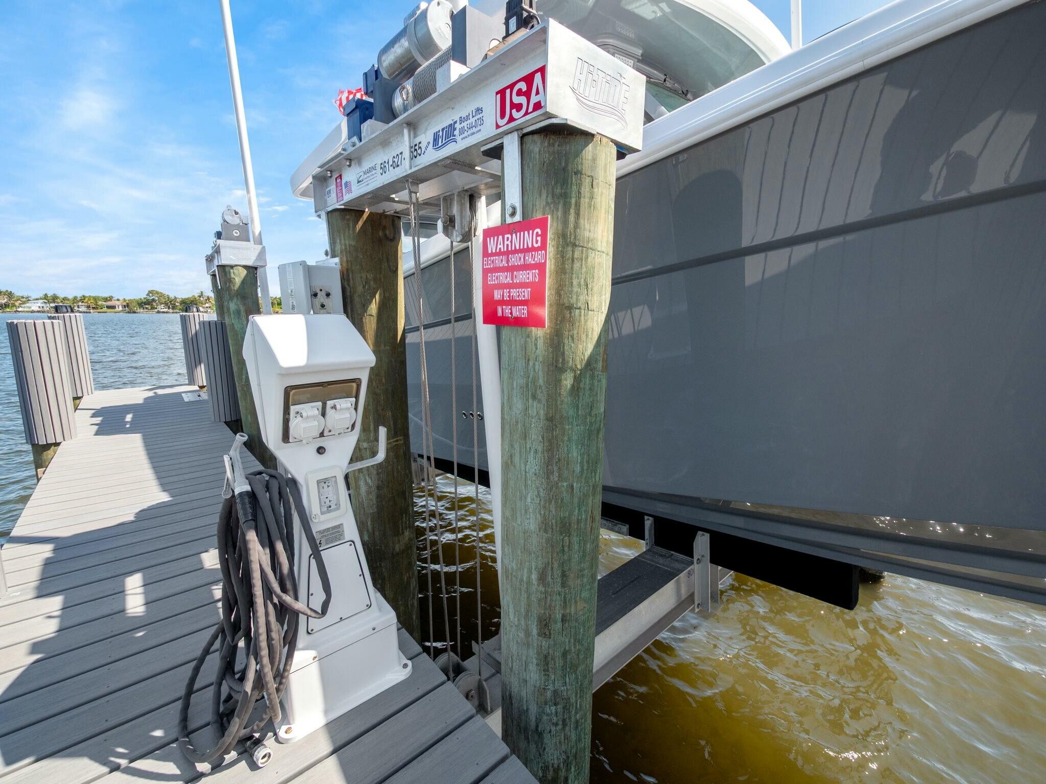 9 Bamboo Ln Jupiter, FL 33458