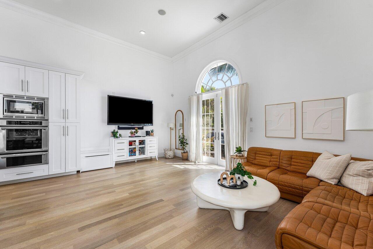 6080 Old Ocean Blvd Ocean Ridge, FL 33435