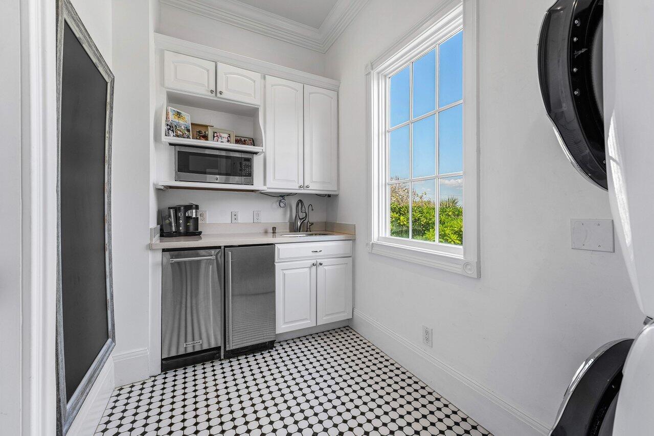 6080 Old Ocean Blvd Ocean Ridge, FL 33435