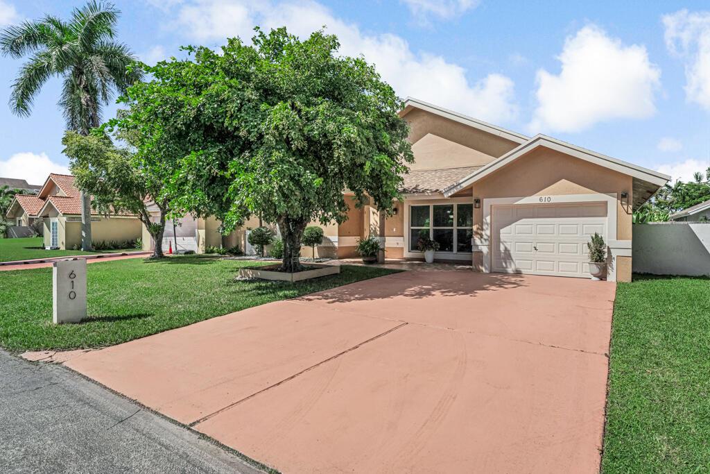 610 NW 207th Ave