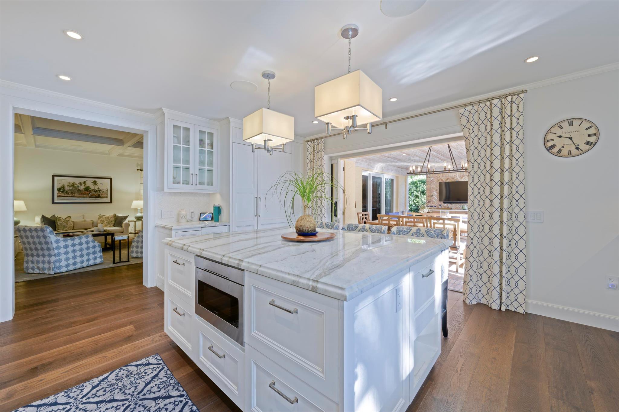 245 Murray Rd West Palm Beach, FL 33405