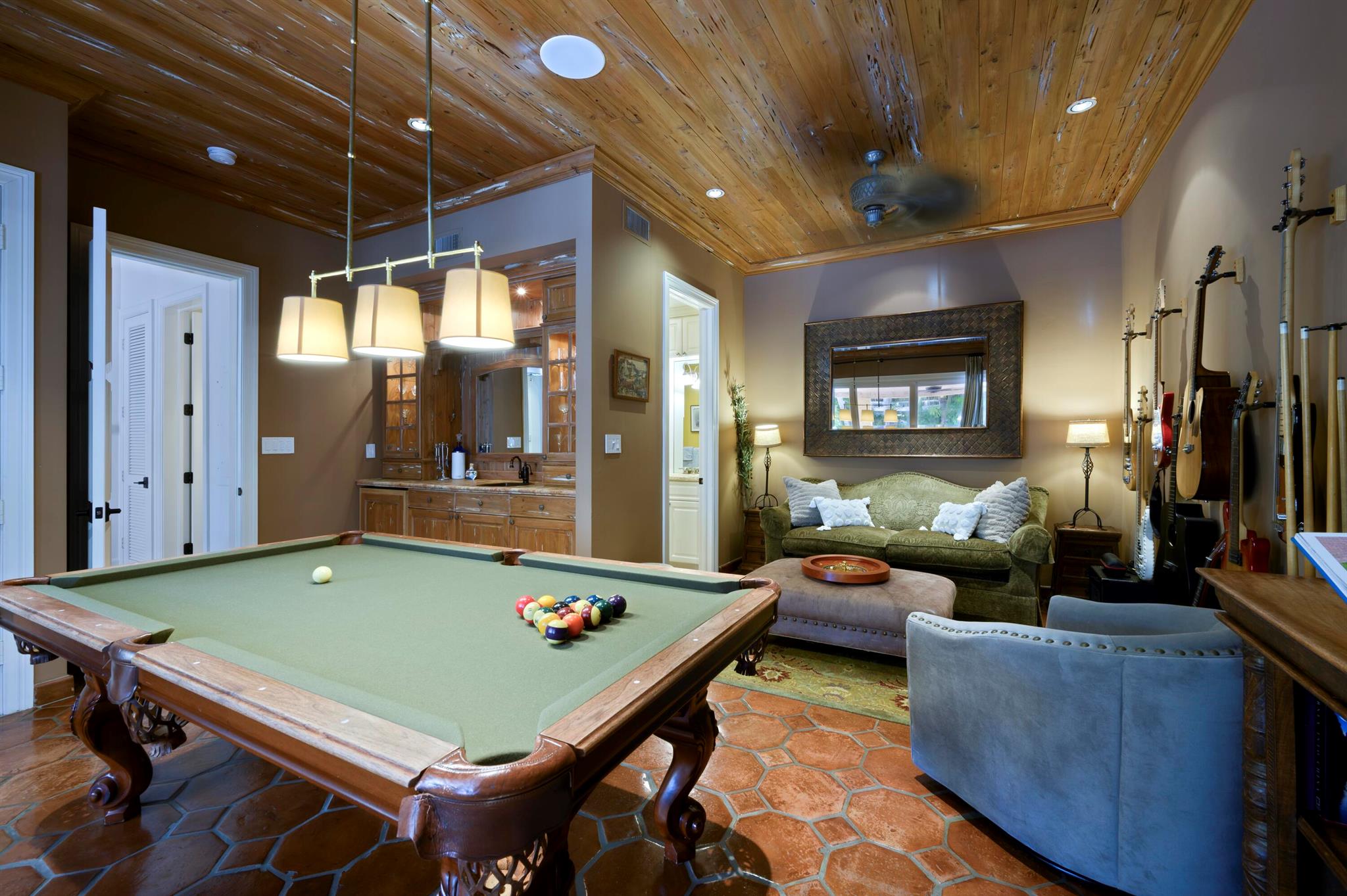 245 Murray Rd West Palm Beach, FL 33405