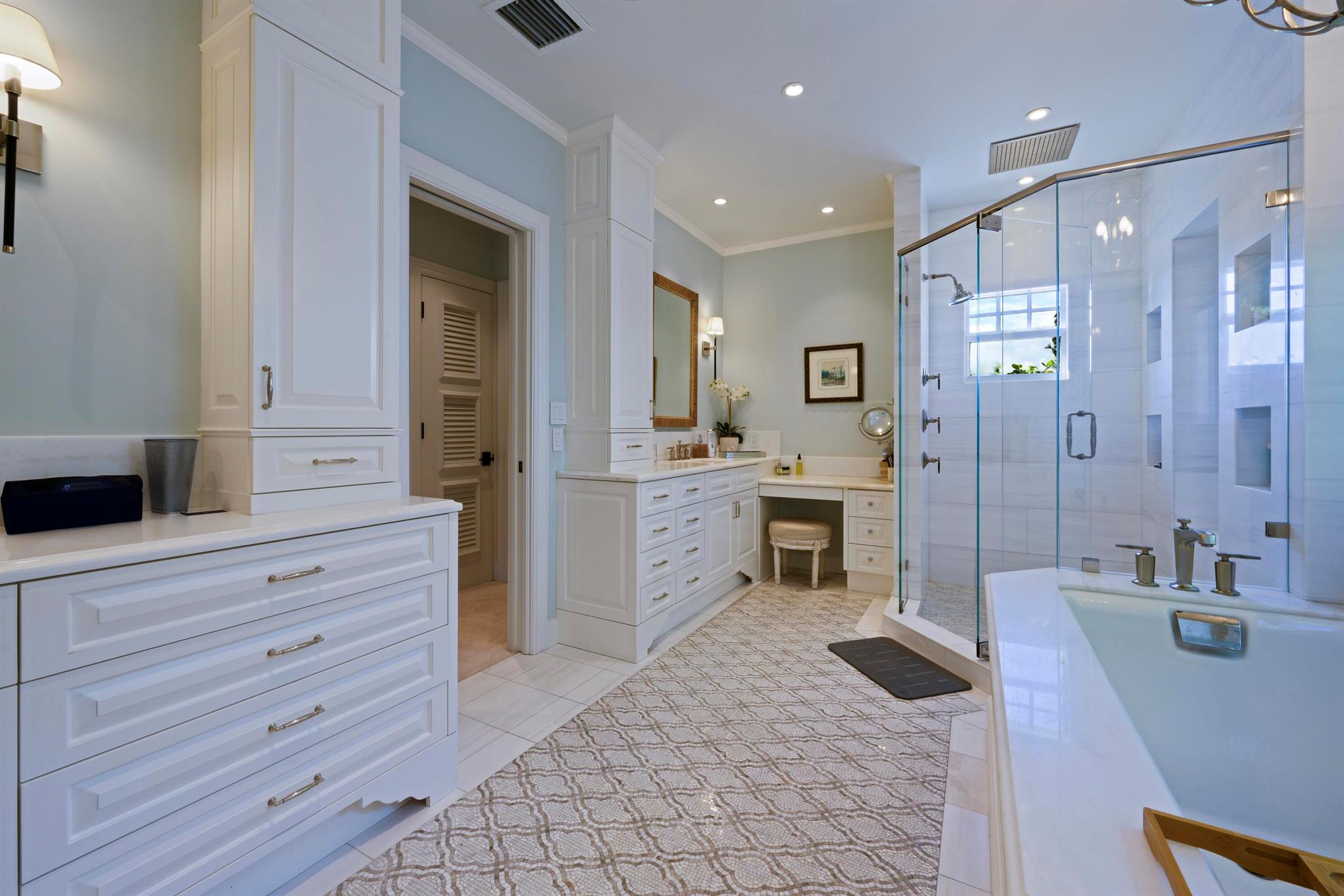 245 Murray Rd West Palm Beach, FL 33405