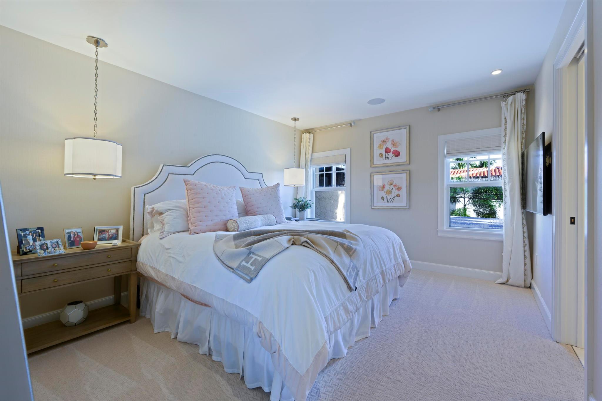 245 Murray Rd West Palm Beach, FL 33405