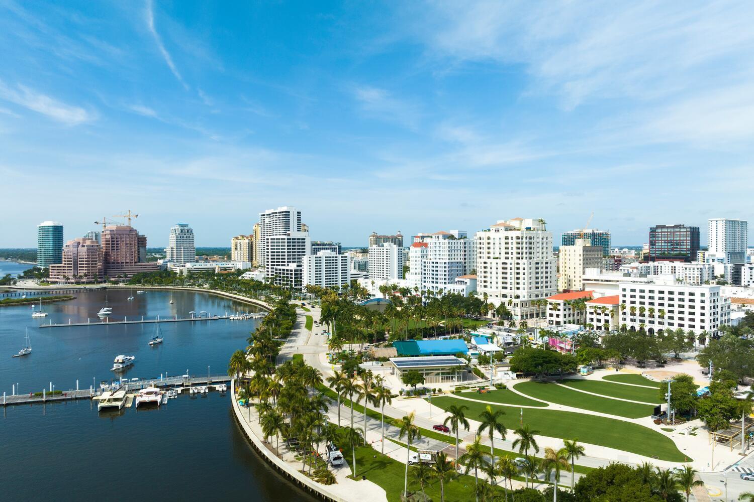 245 Murray Rd West Palm Beach, FL 33405