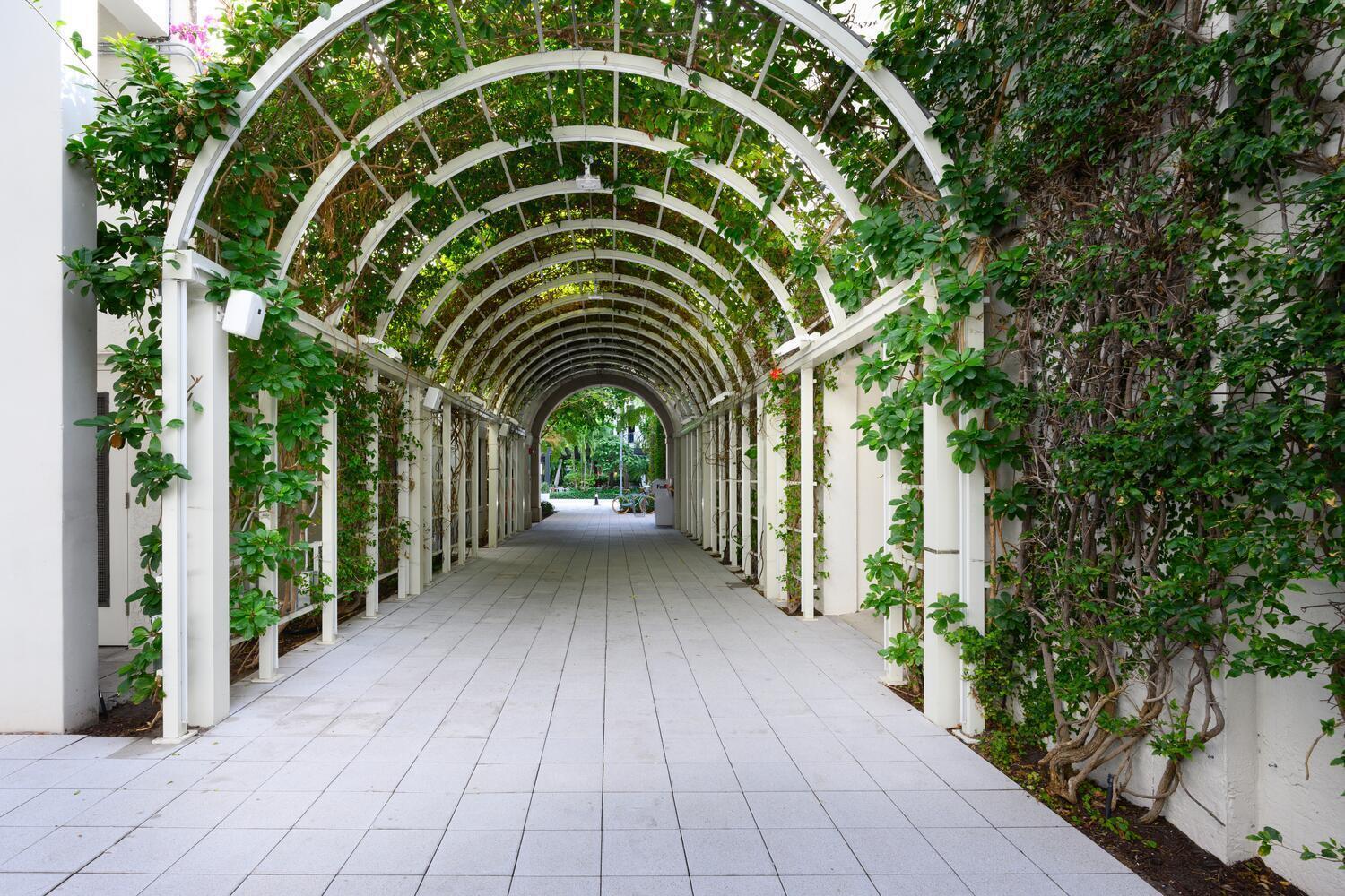 245 Murray Rd West Palm Beach, FL 33405