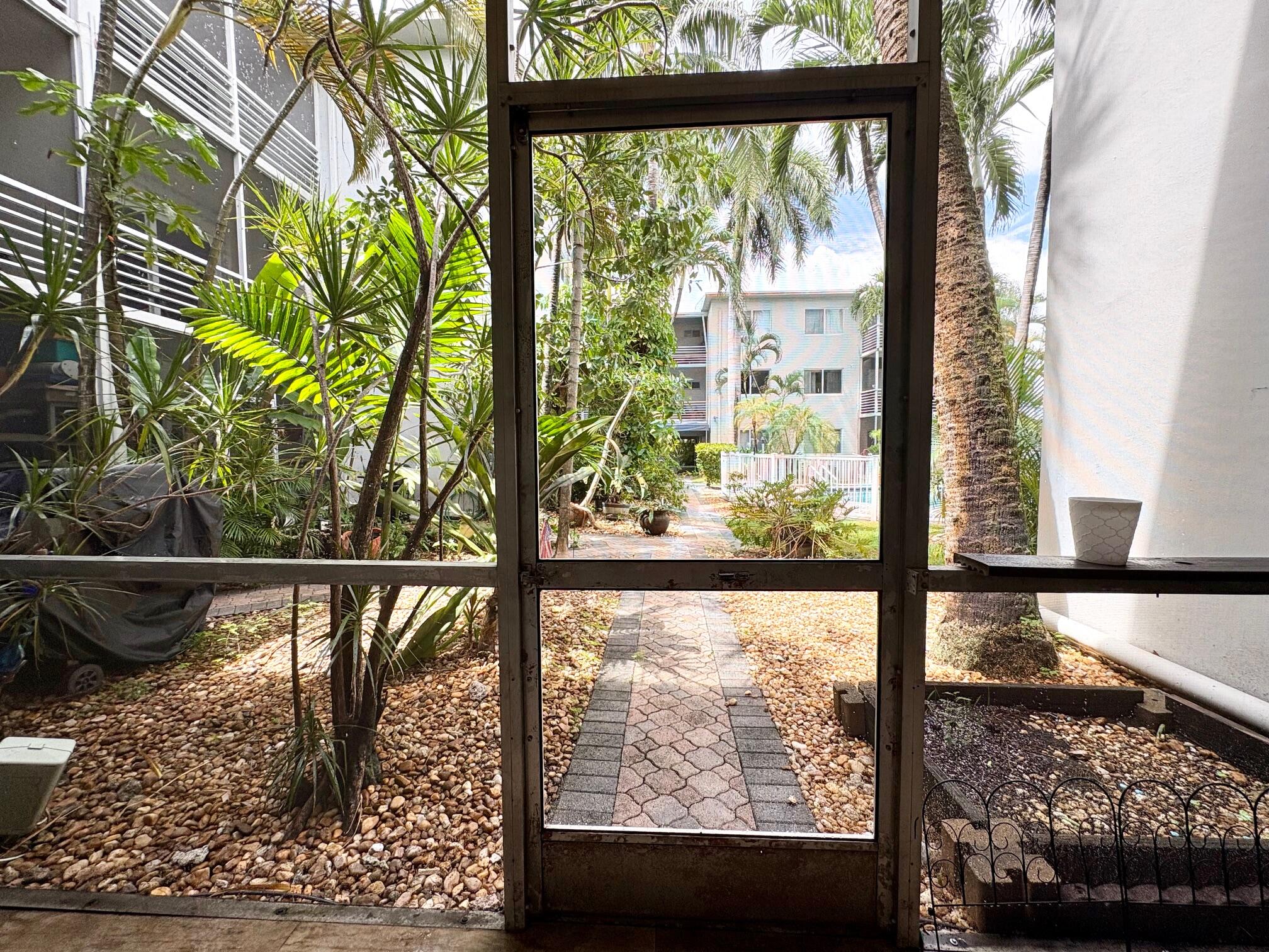 1535 SE 15th #109 Fort Lauderdale, FL 33316