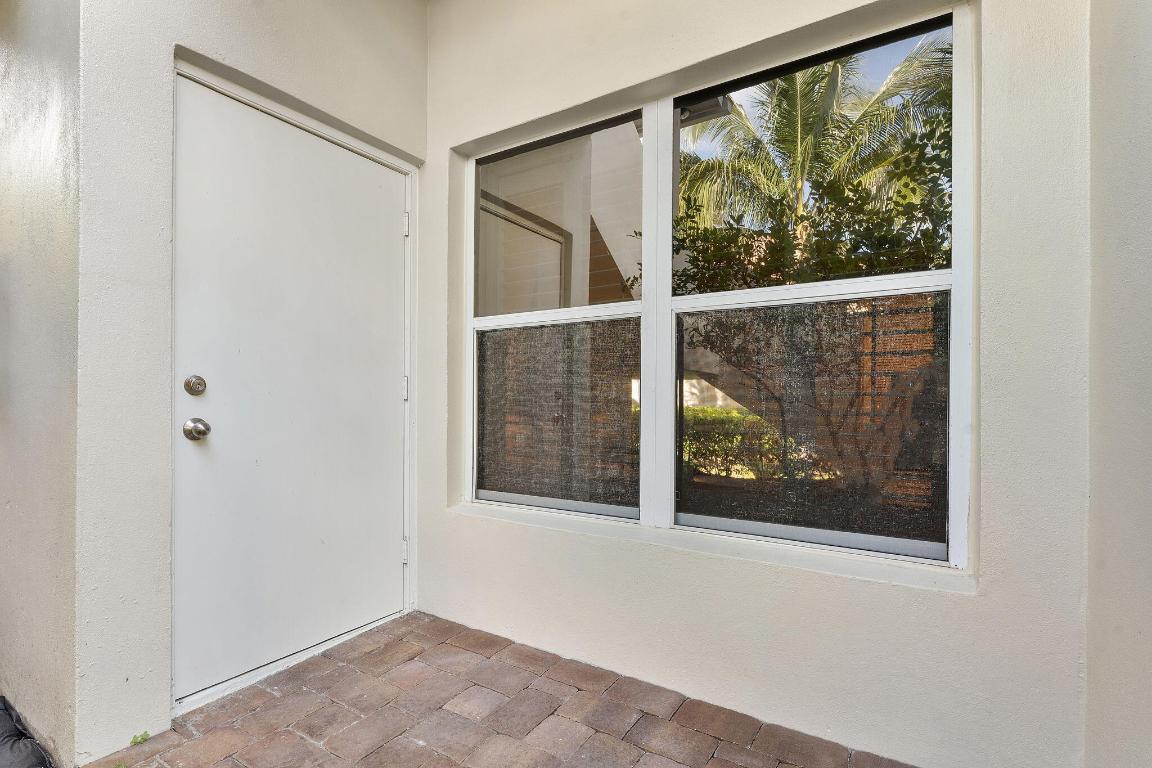 4161 S Us Hwy 1 #G1 Jupiter, FL 33477