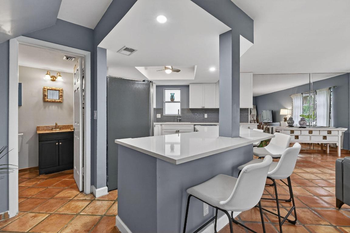 170 Seabreeze Jupiter, FL 33477