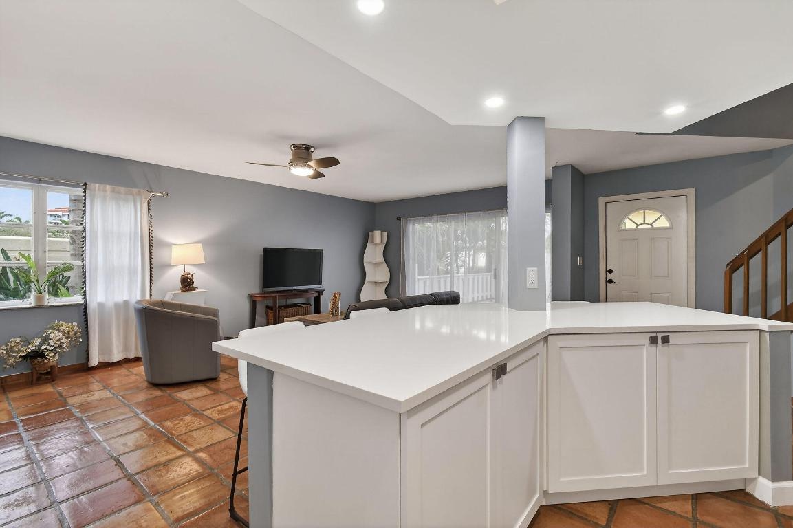 170 Seabreeze Jupiter, FL 33477