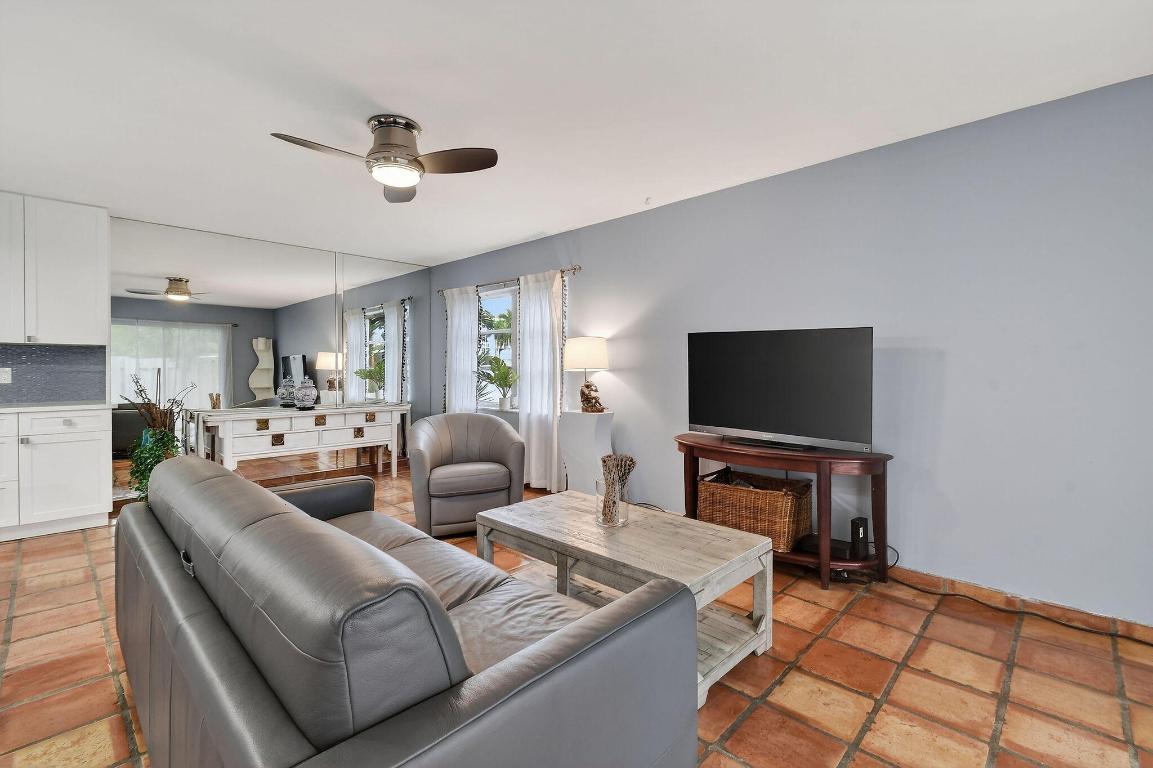 170 Seabreeze Jupiter, FL 33477