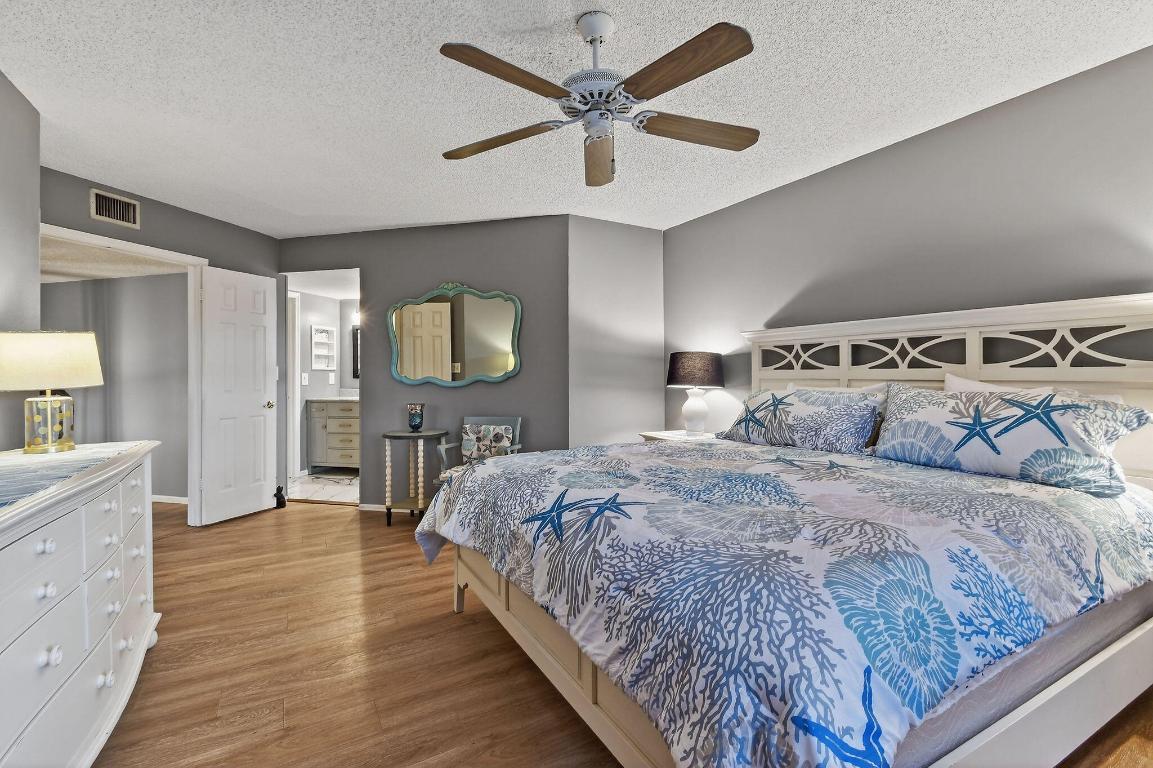 170 Seabreeze Jupiter, FL 33477