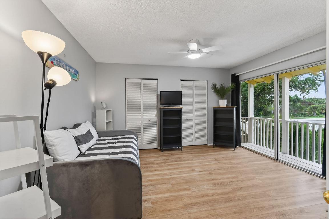 170 Seabreeze Jupiter, FL 33477