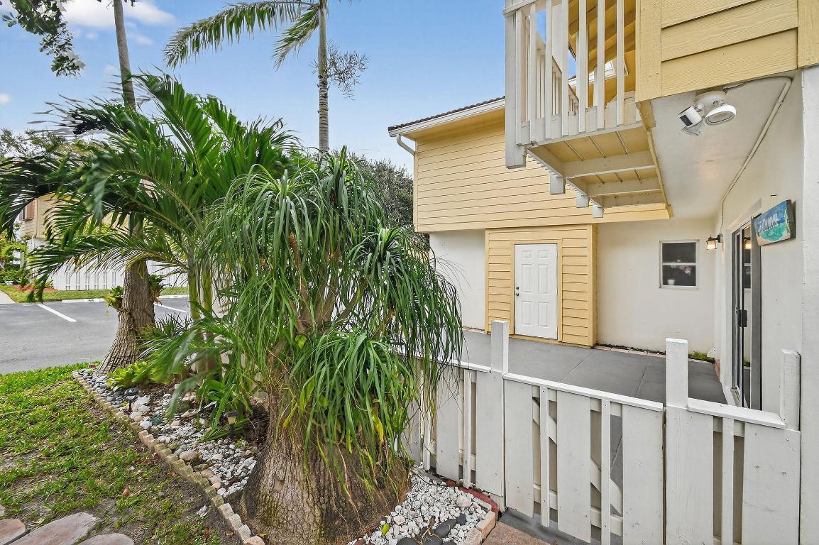 170 Seabreeze Jupiter, FL 33477