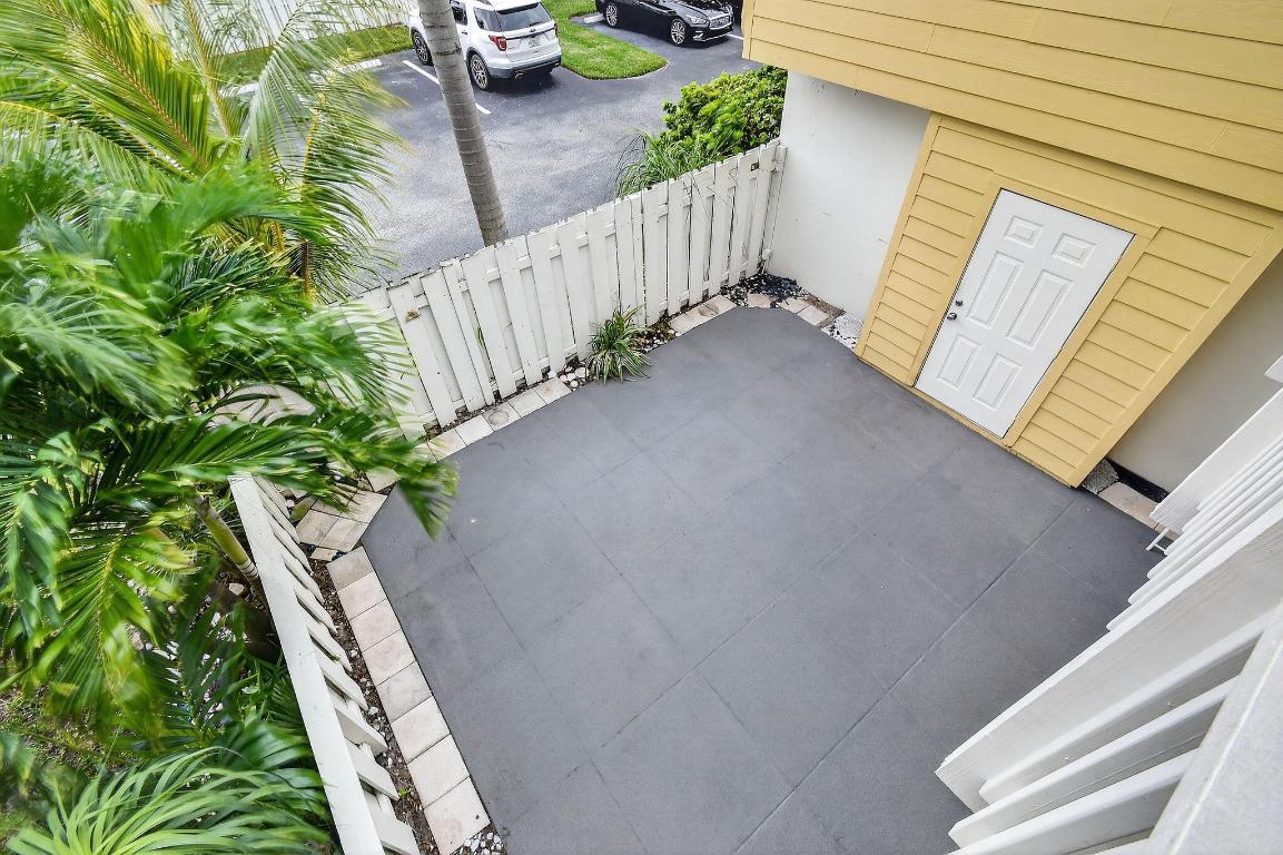 170 Seabreeze Jupiter, FL 33477