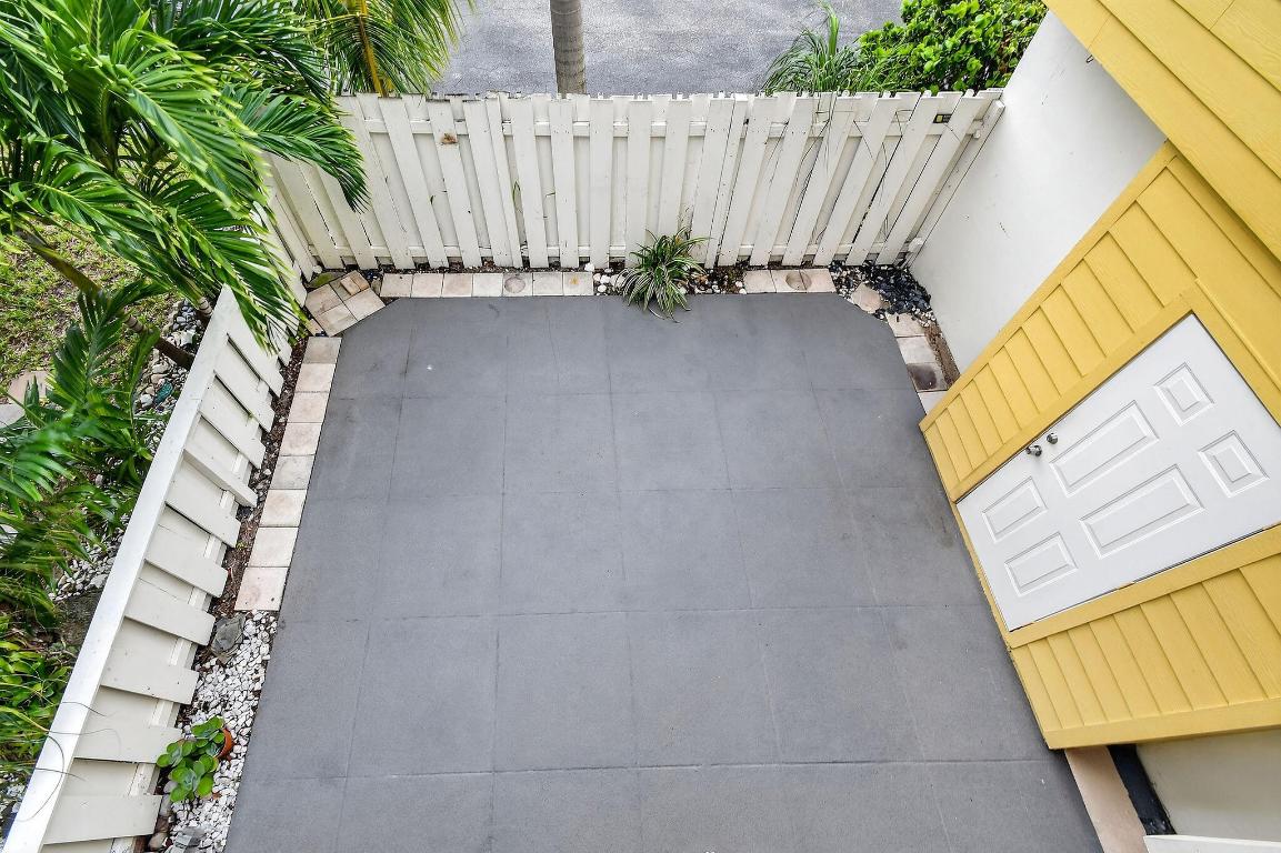 170 Seabreeze Jupiter, FL 33477