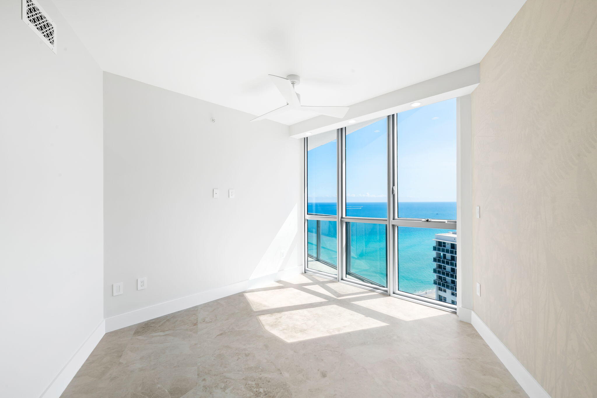 3101 S Ocean #1807 Hollywood, FL 33019