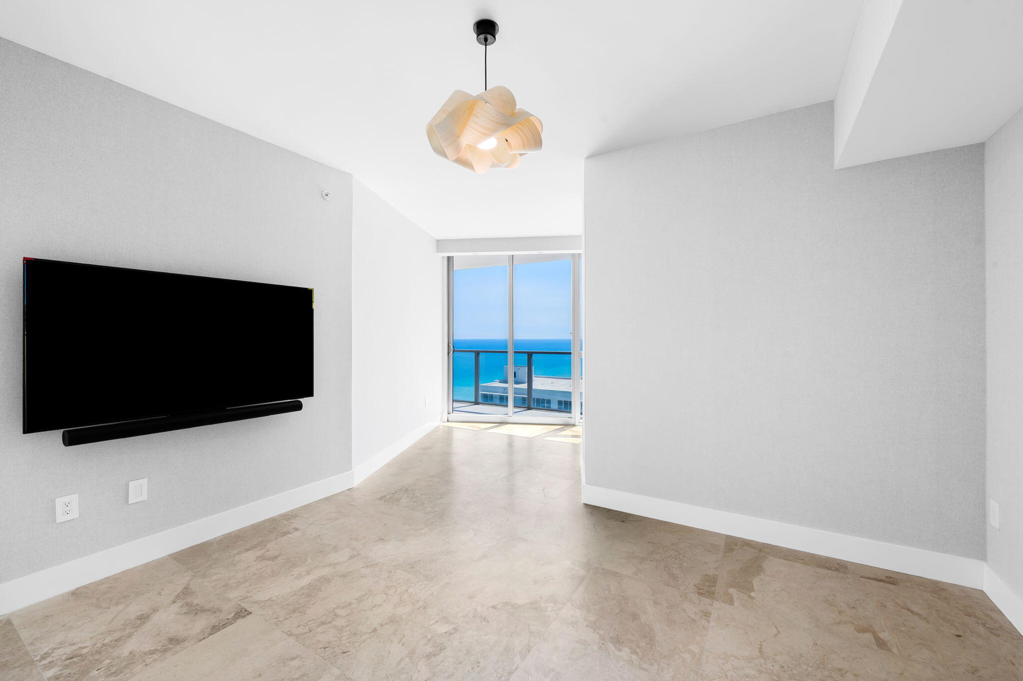 3101 S Ocean #1807 Hollywood, FL 33019