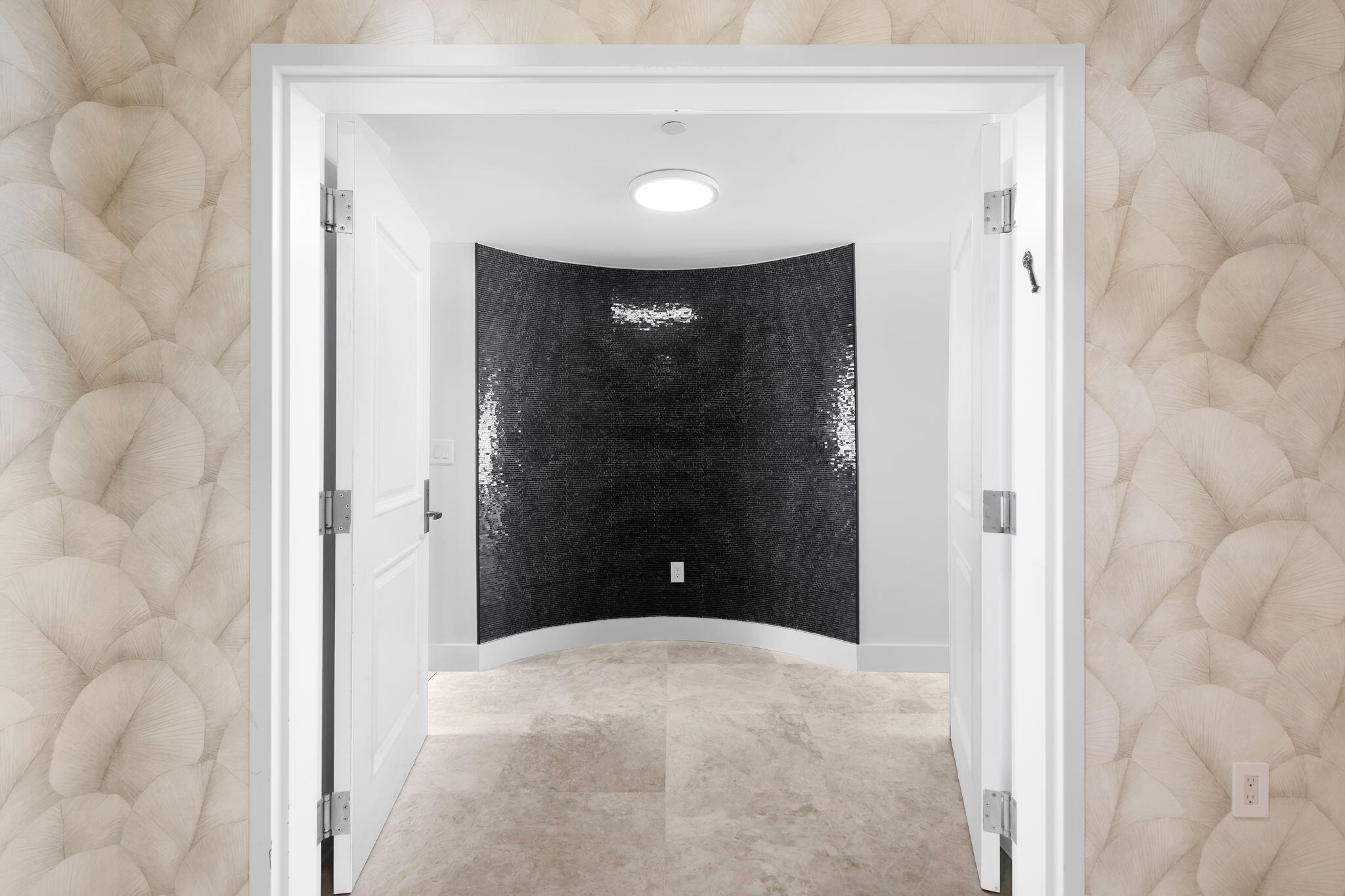 3101 S Ocean #1807 Hollywood, FL 33019