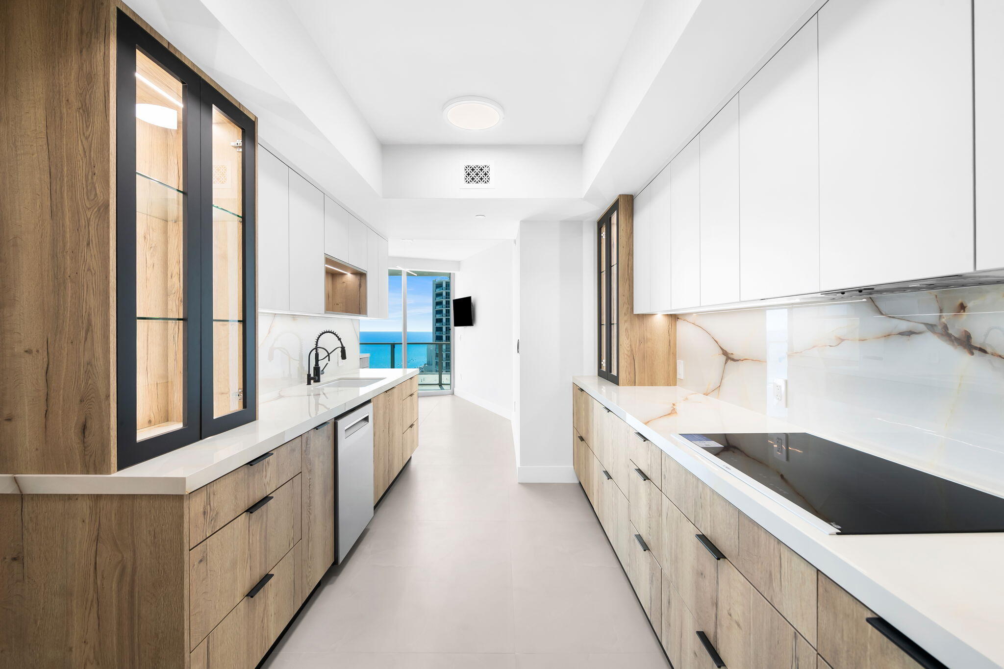 3101 S Ocean #1807 Hollywood, FL 33019