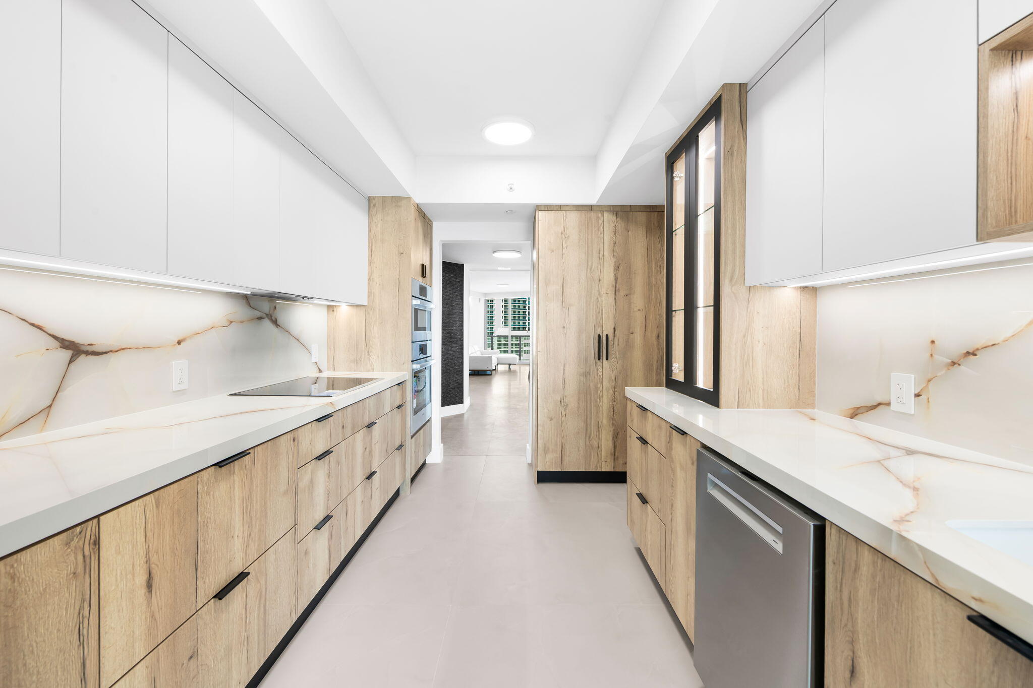 3101 S Ocean #1807 Hollywood, FL 33019