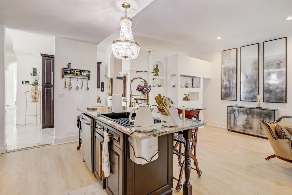 6590 Fountains Lake Worth, FL 33467