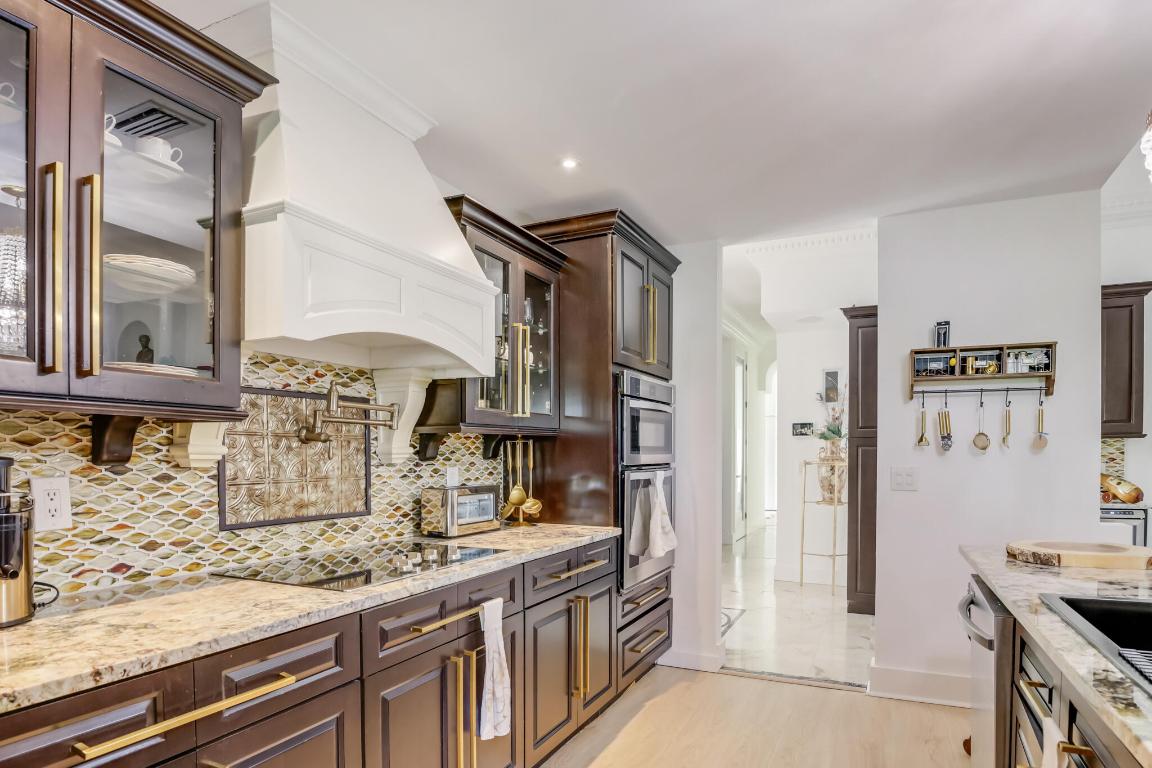 6590 Fountains Lake Worth, FL 33467