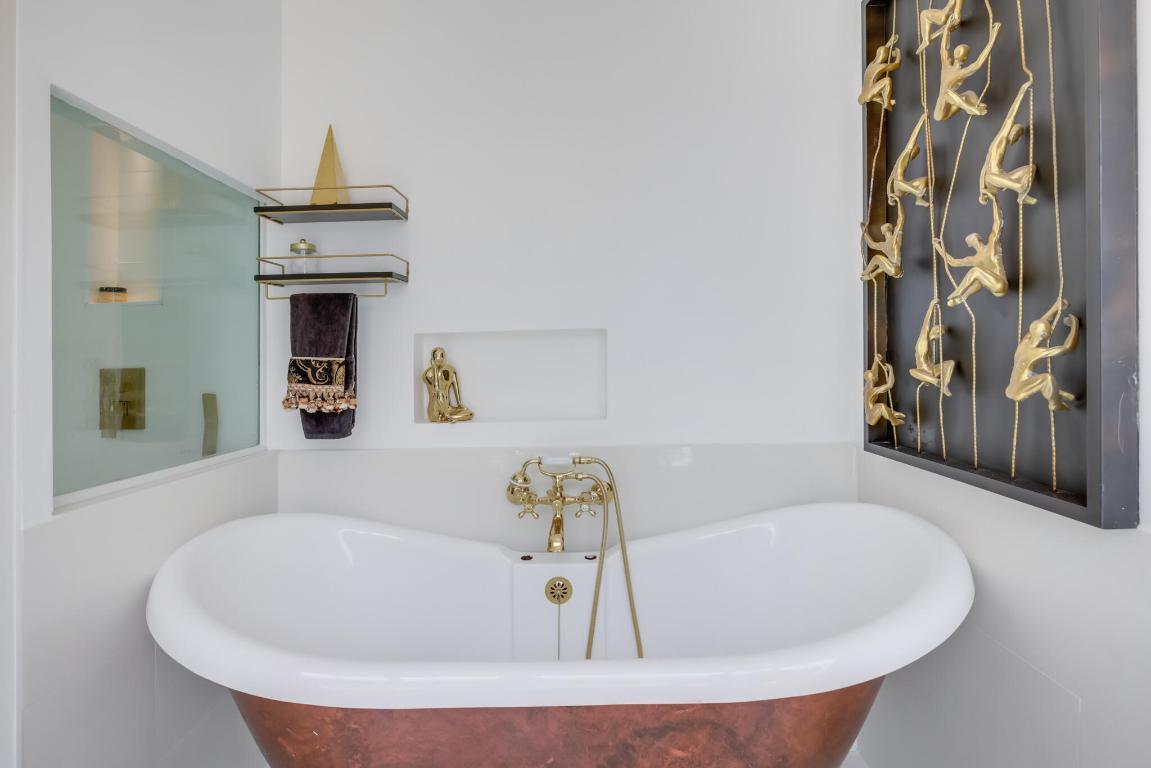 6590 Fountains Lake Worth, FL 33467